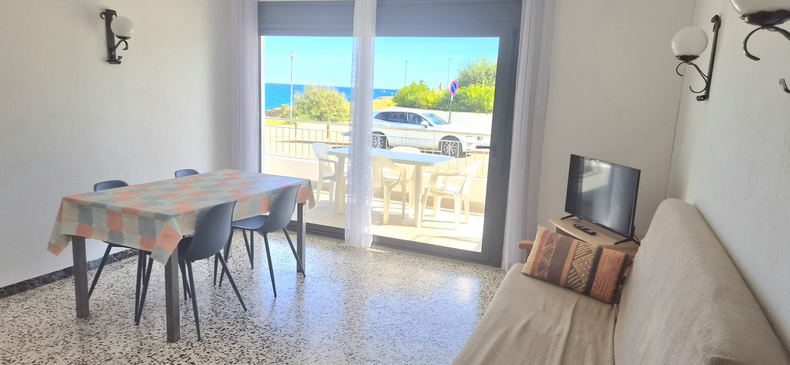 Sant Jordi 2 · Llançà