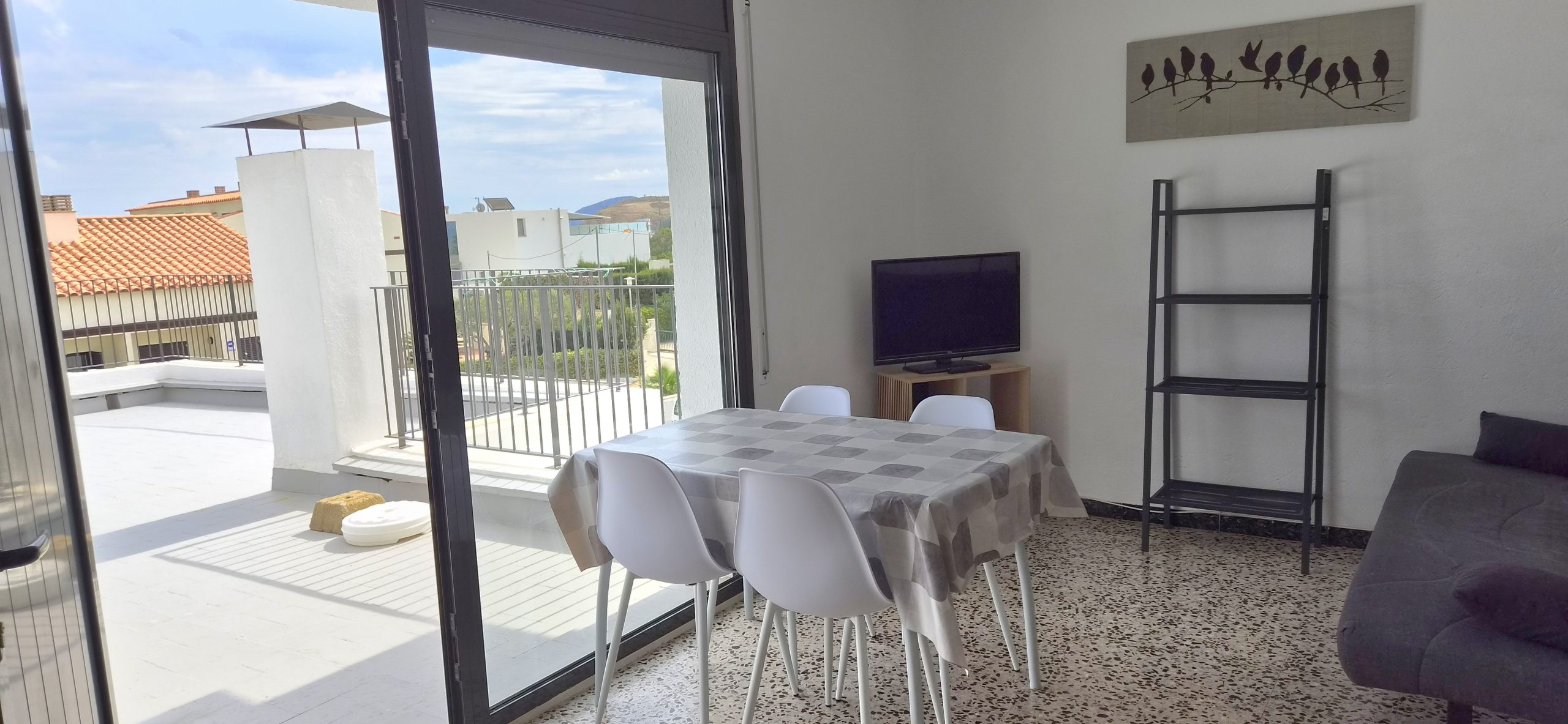 Sant Jordi 5 · Llançà